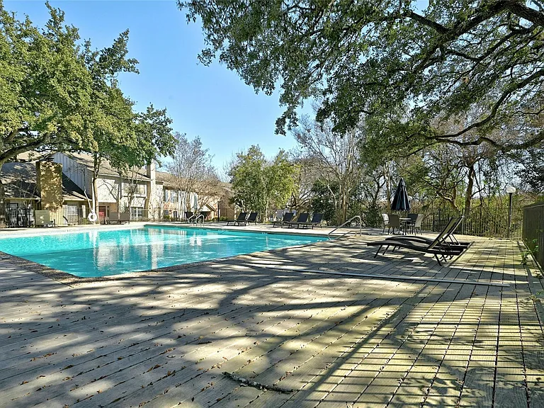 2002 Millay Dr #118 — Photo 33