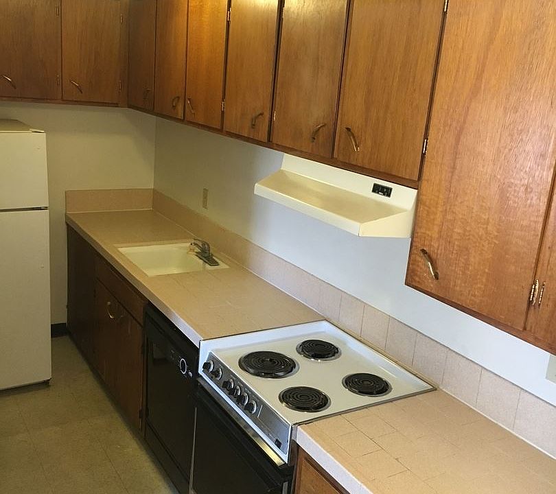 1st image of 333 Poplar St APT 7
