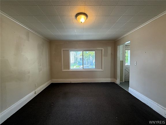 4th image of 147 Longnecker St