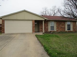 1110 Loving Trl, Grand Prairie, TX 75052
