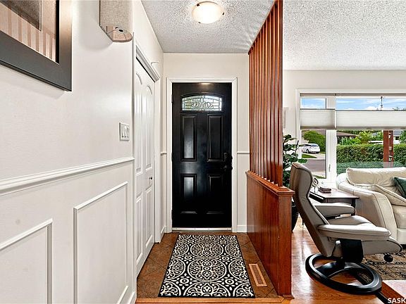 3rd image of 88 SPARLING CRESCENT