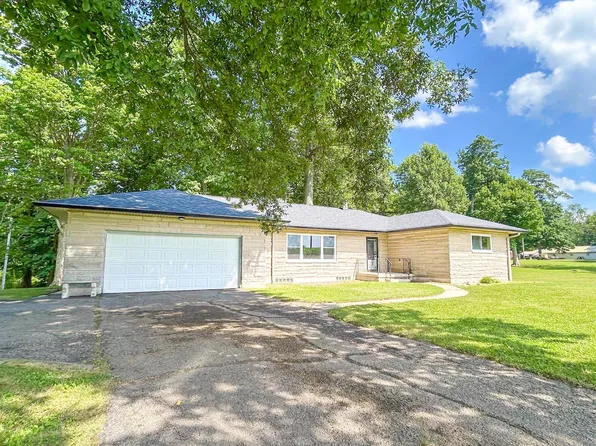 6680 N Manlove Park Rd, Milton, IN 47357