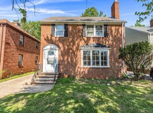 13605 Cedar Rd, University Heights, OH 44118