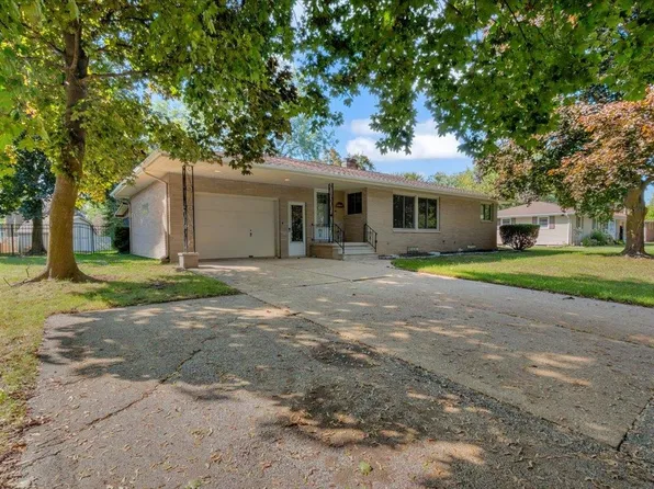 5434 Christena Rd, Bay City, MI 48706