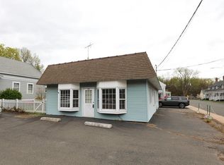 122 Main St, East Windsor, CT 06088