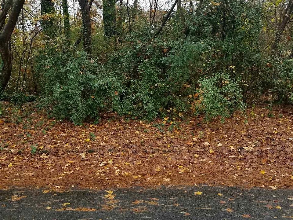 2nd image of 3225 McHenry Ave