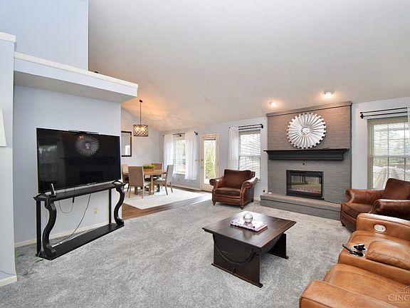 5th image of 8105 Tollbridge Ct