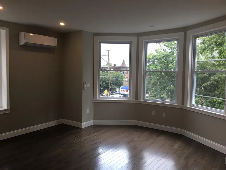 4705 Chester Ave #2 — Photo 6