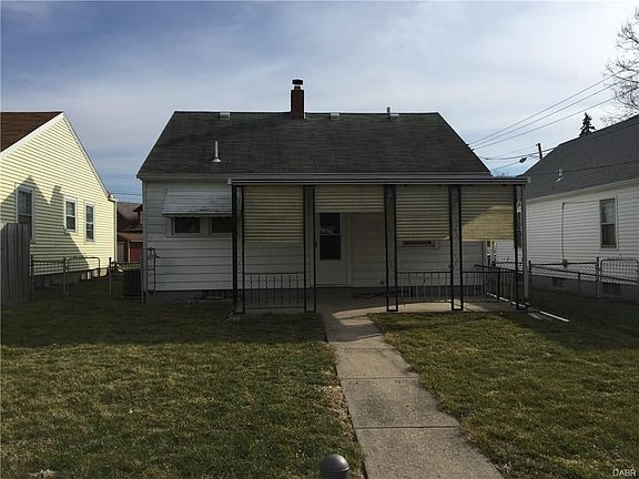 3rd image of 2821 Wayland Ave