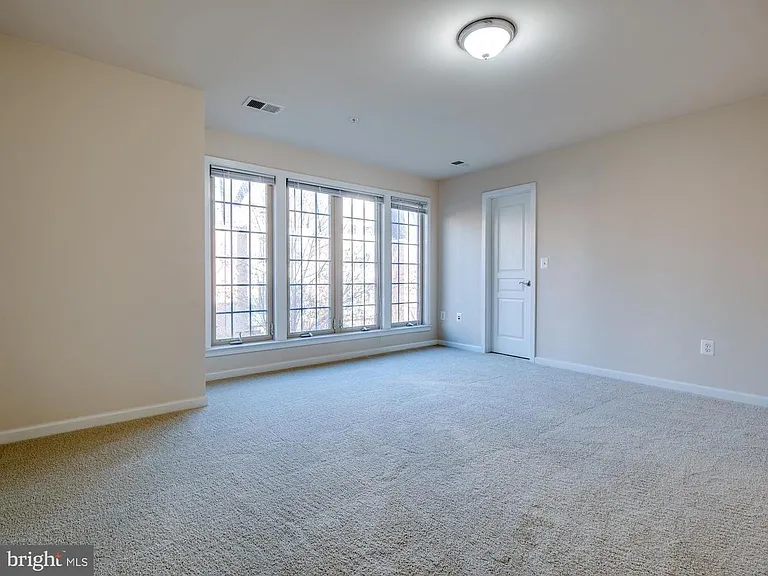 9682 Cedar Farm Cir — Photo 16