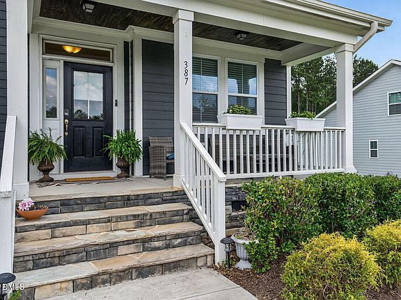 3rd image of 387 Gianna Dr