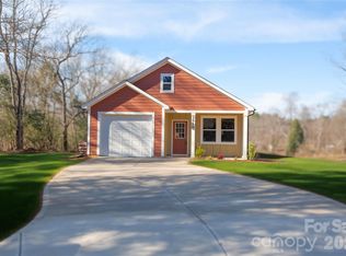 2016 Willis Rd, Shelby, NC 28152