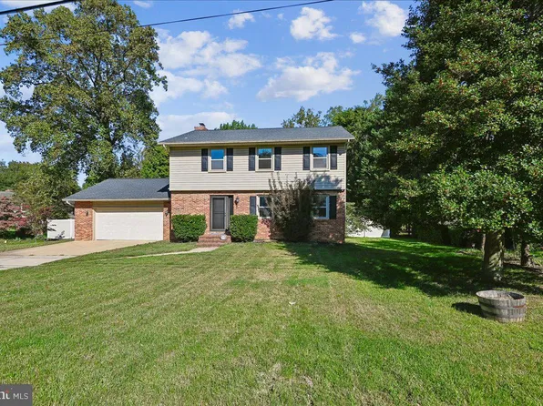 700 Mount Alban Dr, Annapolis, MD 21409