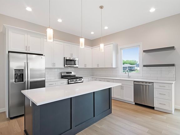 4th image of 54592 Pierre Trails Dr