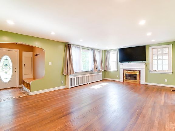 5th image of 3065 Kleeman Ct