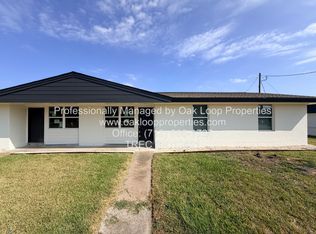 2002 W Texas Ave, Baytown, TX 77520