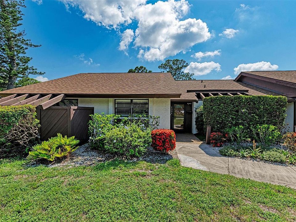 1st image of 4504 Timber Ln #303