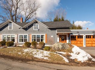 91 Hale St, Beverly, MA 01915