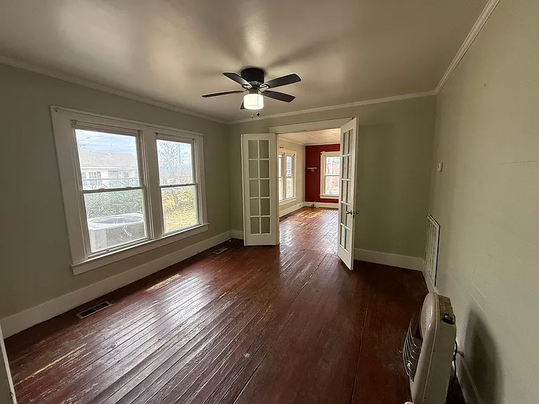 1300 Aggie Rd — Photo 3