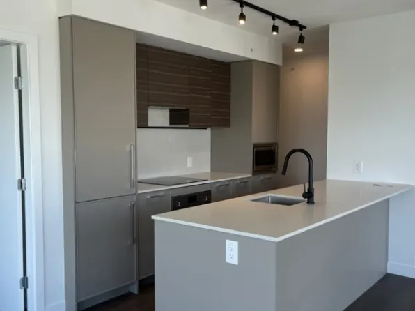 13725 George Jct, Surrey, BC