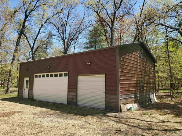 W5055 Parkwood Dr, Shawano, WI 54166