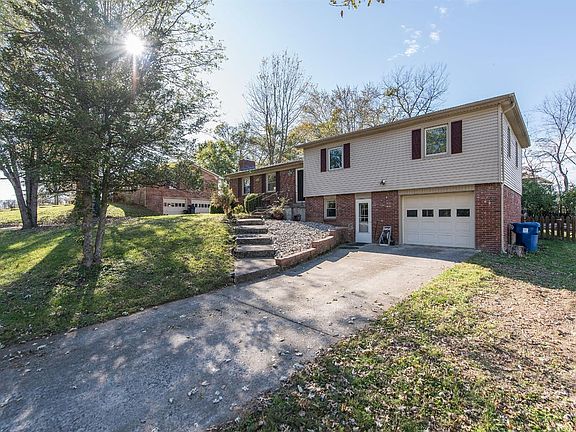 2nd image of 153 Frankie Dr