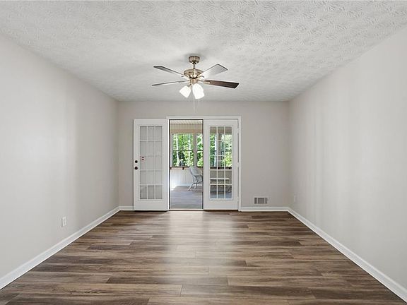 5th image of 314 Coady Rd