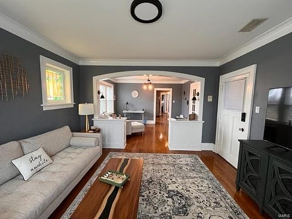 2nd image of 2616 S Kingshighway Blvd APT 3N