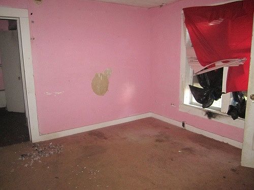 3rd image of 815 N 1st St