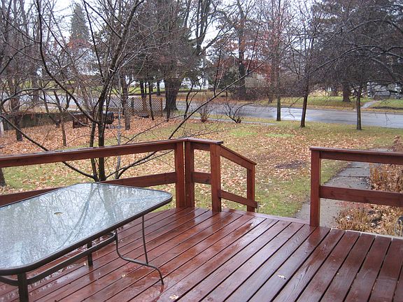 Deck 524 7th St Staples, MN