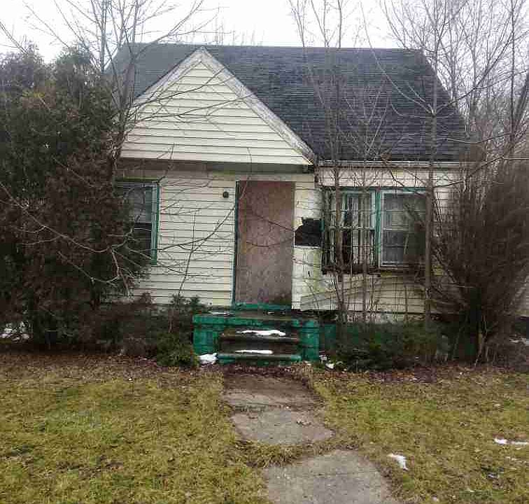 14578 Greenlawn