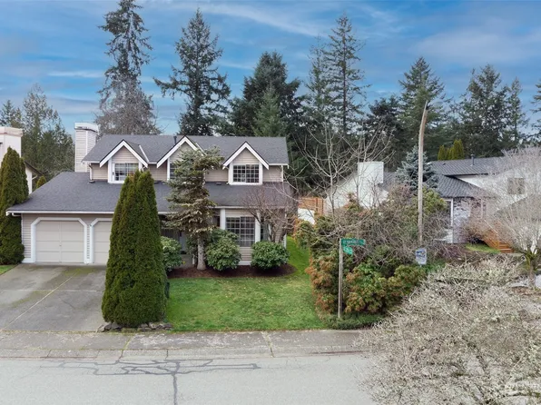 25105 Lake Wilderness Country Club Drive SE, Maple Valley, WA 98038