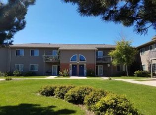 3313 Yorkshire Ln APT 7, Manitowoc, WI 54220