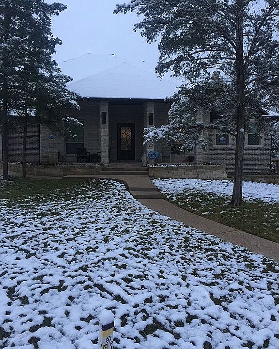 1st image of 1200 Quarry Oaks Dr