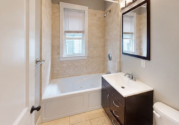 3rd image of 47 Iffley Rd #2
