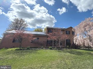 208 Montclair Ct, Hagerstown, MD 21742