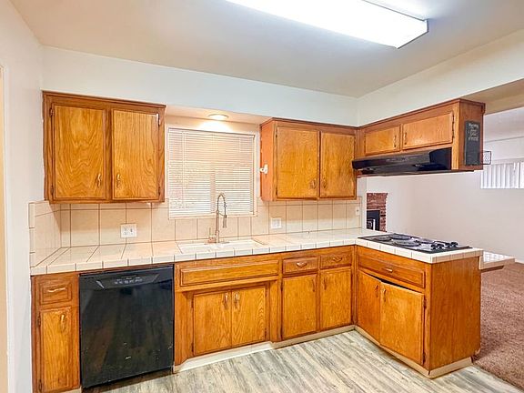 2nd image of 208 Electra Ave
