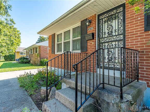 3rd image of 3608 Valleywood Dr