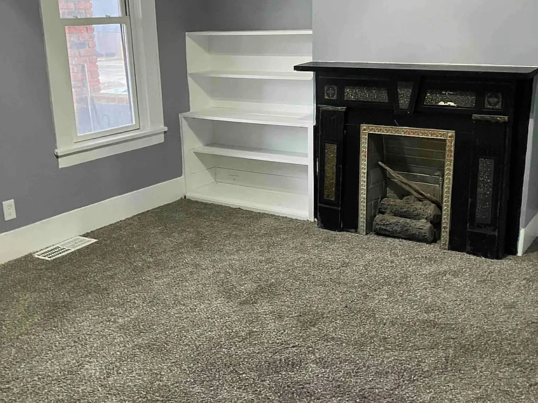 7416 Star Ave — Photo 2