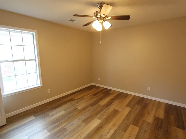 6308 Remington Ct — Photo 14