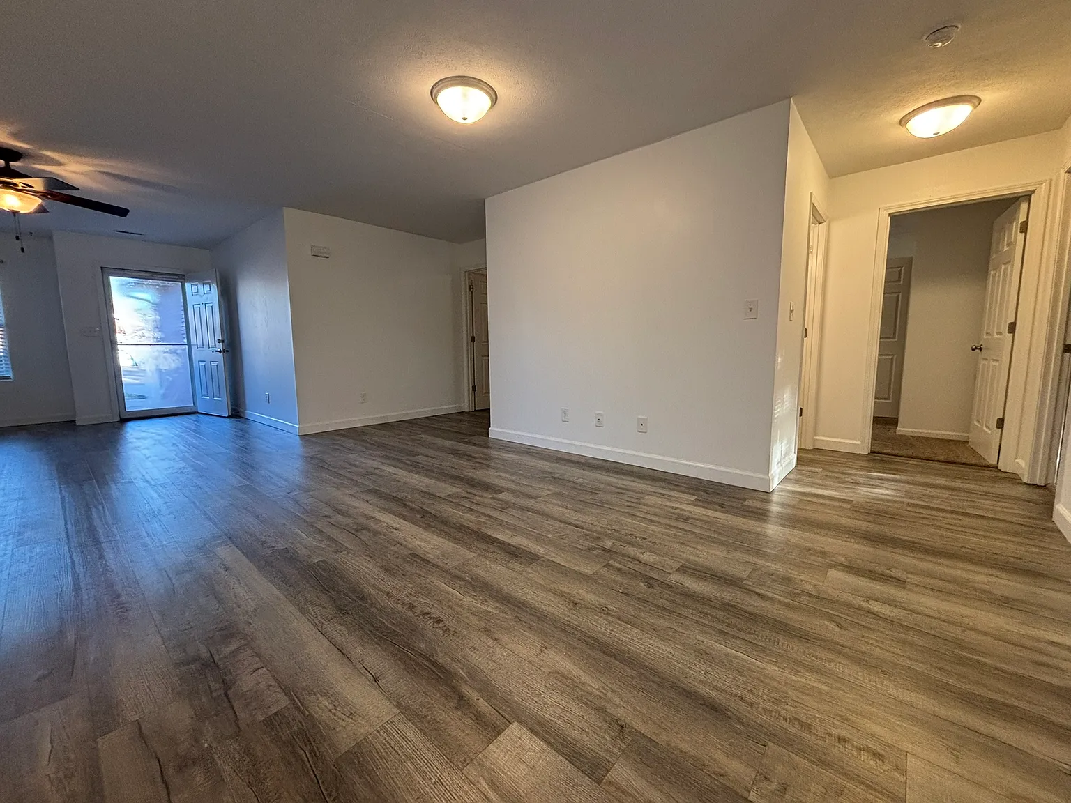 2 bed, 1310 sqft, $1,275 — Photo 3