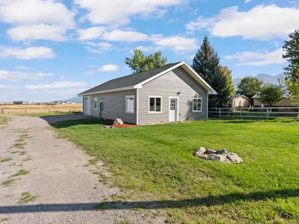416 Flathead St, Saint Ignatius, MT 59865