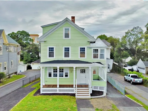 134 W Foster St #1, Melrose, MA 02176