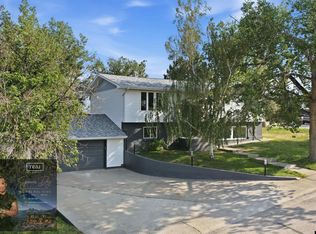 615 W Fir St, Glenrock, WY 82637
