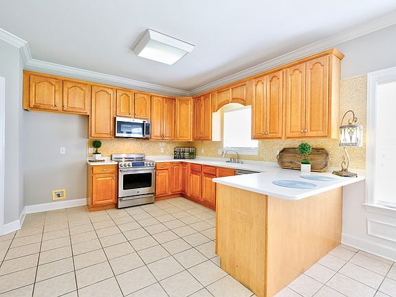 4th image of 5150 Reagan Dr