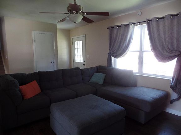 4th image of 68 Ramona Ave