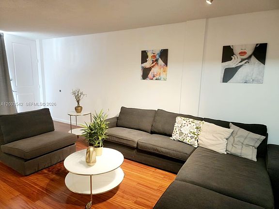 2nd image of 1100 Alton Rd APT 3C