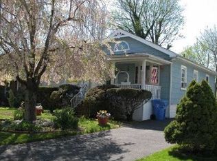 135 Schoder Ave, Woodbridge, NJ 07095