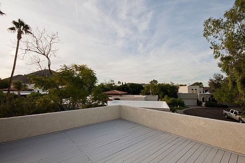 3rd image of 4719 E Euclid Ave