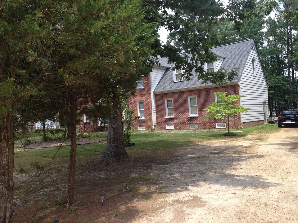 2nd image of 5807 Country Manor Ter
